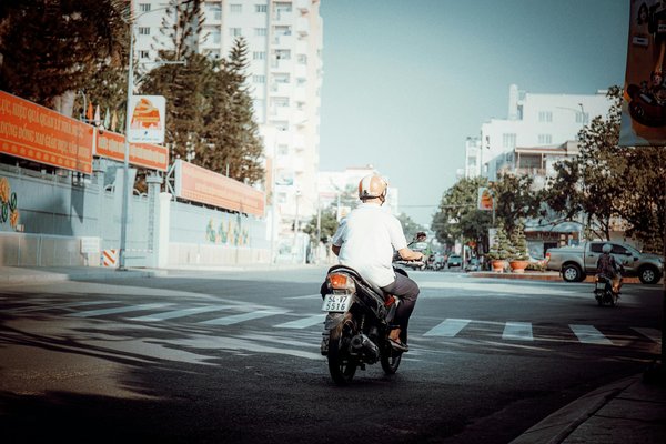 Ultimate Safety Tips for Replacing Your Hybrid Car Battery in the UK: A Comprehensive Guide