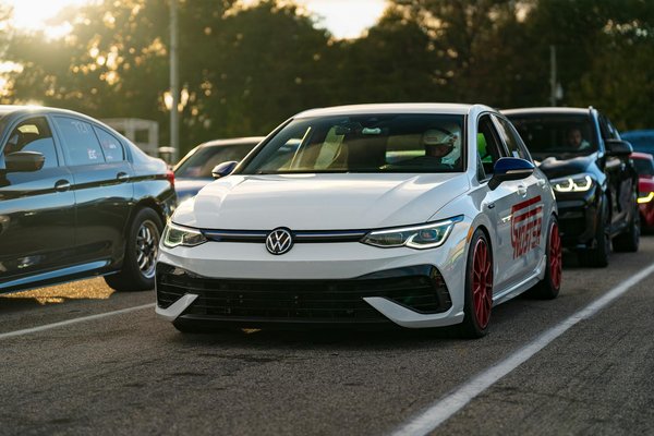 Top Safety Tips for Conducting Electrical Inspections on Hybrid Vehicles